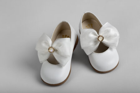 Μπαλαρίνα περπατήματος με φιόγκο