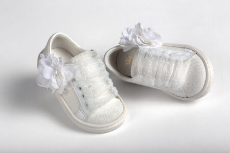 Sneaker με λευκό δέρμα και καμβά